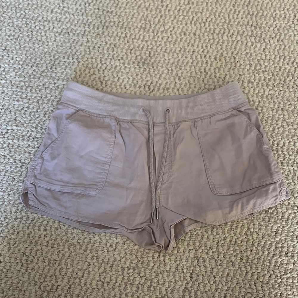 Aritzia Community 100% cotton shorts